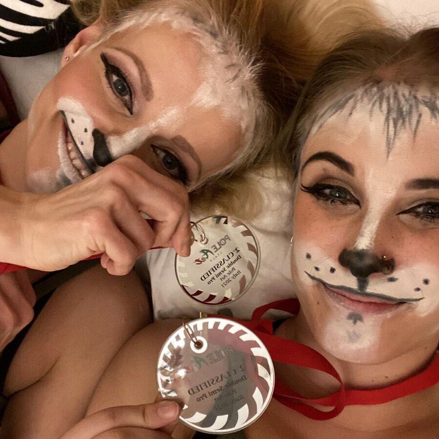 Laura Azzolina + Michaela Páťalová